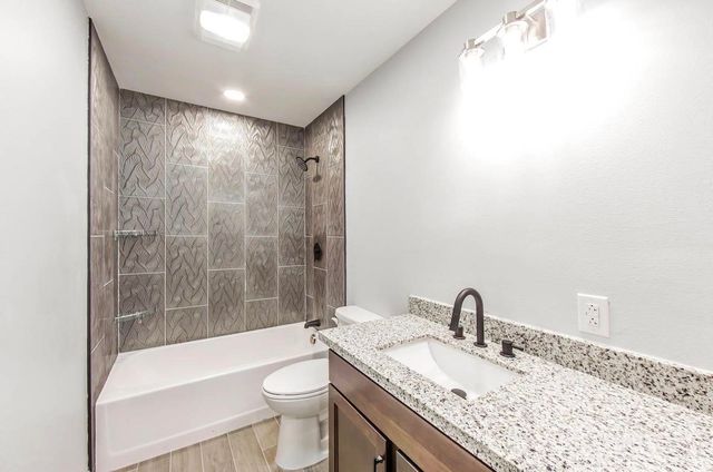 230 Tudor St, Houma, LA 70364