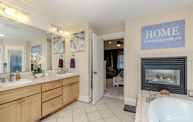 1829 SE 8th Place, Renton, WA 98057