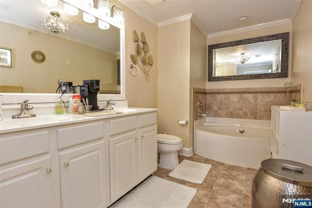3A Forshee Circle 3A, Montvale, NJ 07645