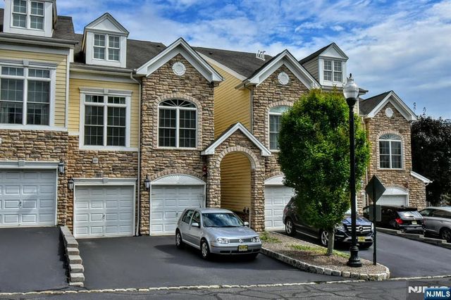 3A Forshee Circle 3A, Montvale, NJ 07645