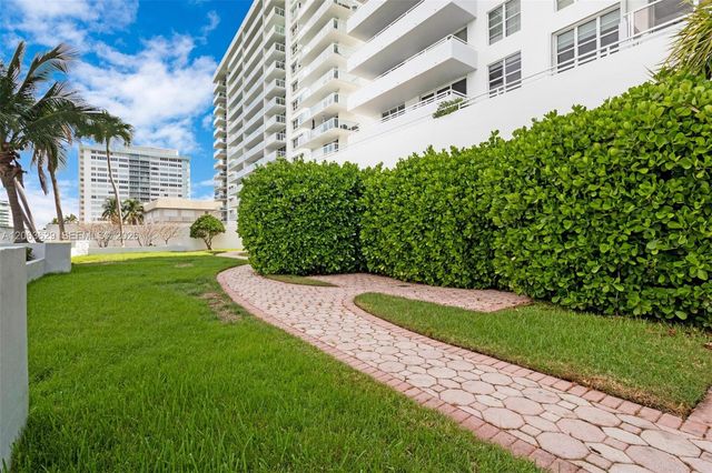 5700 Collins Avenue 4C, Miami Beach, FL 33140