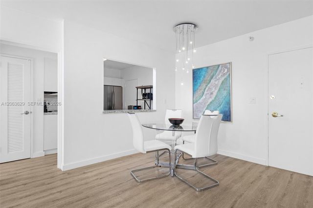 5700 Collins Avenue 4C, Miami Beach, FL 33140