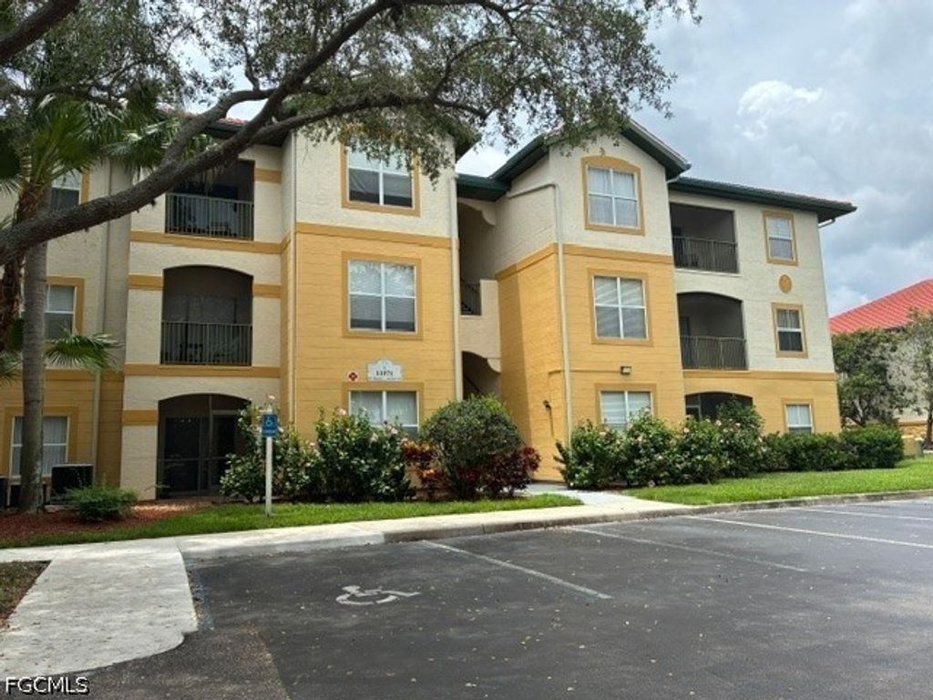 11571 Villa Grand 617, Fort Myers, FL 33913