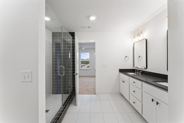 637 Markham St, Nashville, TN 37214