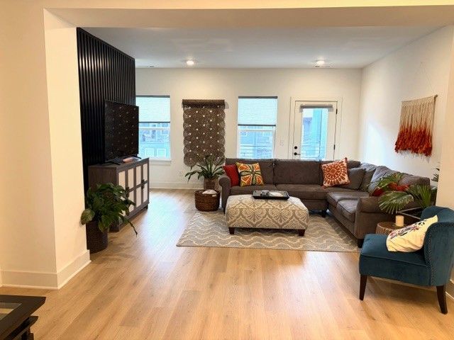 637 Markham St, Nashville, TN 37214