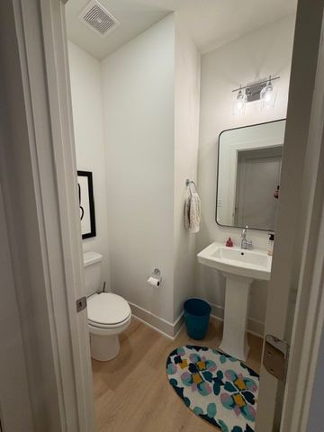 637 Markham St, Nashville, TN 37214