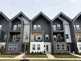 637 Markham St, Nashville, TN 37214