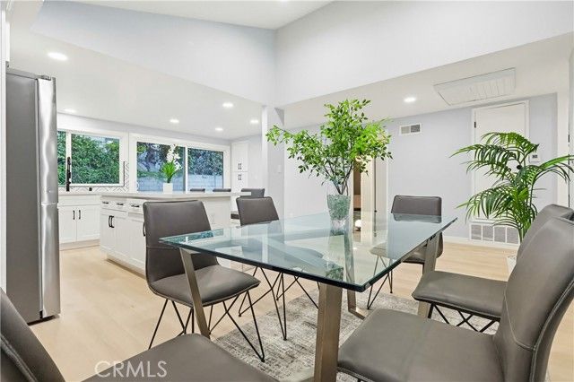 2020 Del Bay Street, Lakewood, CA 90712