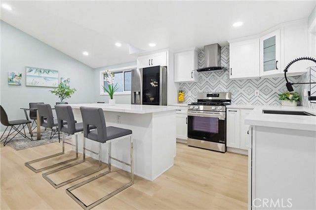 2020 Del Bay Street, Lakewood, CA 90712