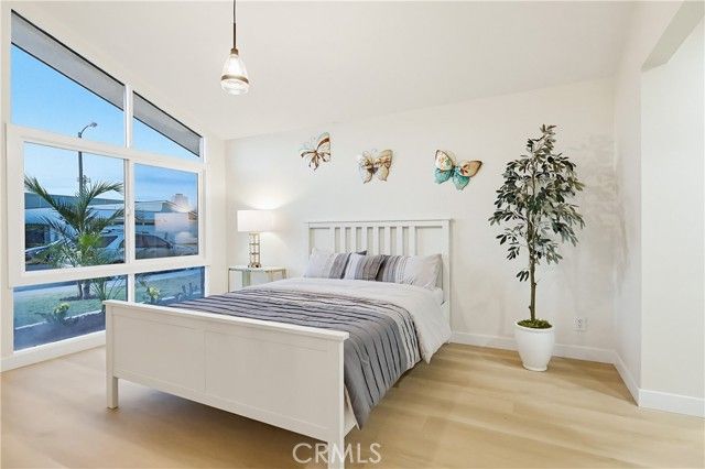 2020 Del Bay Street, Lakewood, CA 90712