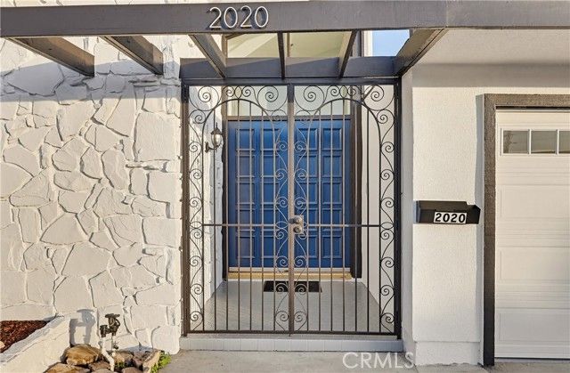 2020 Del Bay Street, Lakewood, CA 90712