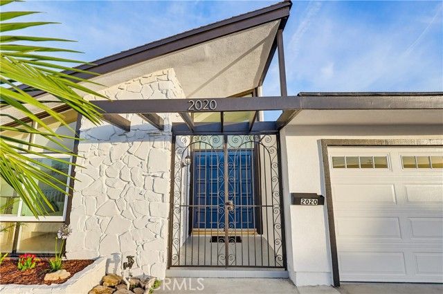 2020 Del Bay Street, Lakewood, CA 90712