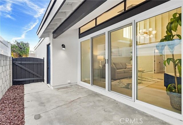 2020 Del Bay Street, Lakewood, CA 90712