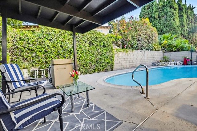 2020 Del Bay Street, Lakewood, CA 90712