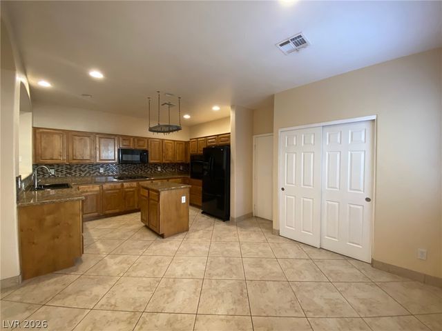 8683 Blakely Court, Las Vegas, NV 89148