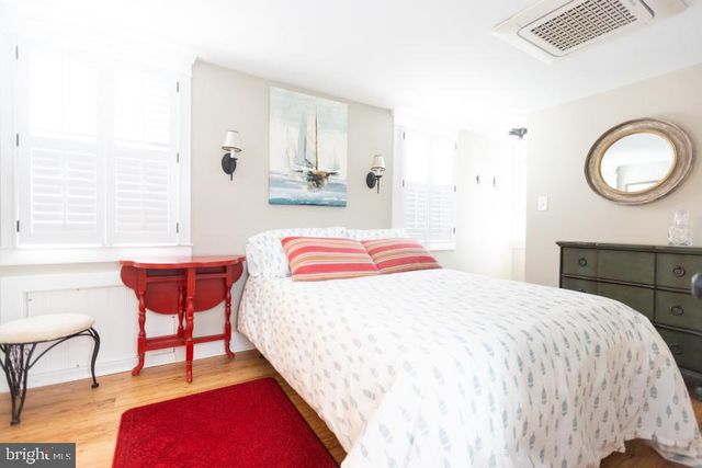 23 WINDSOR AVE, Cape May, NJ 08204