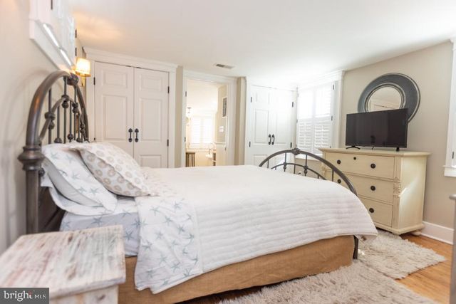 23 WINDSOR AVE, Cape May, NJ 08204