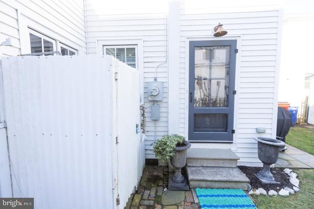 23 WINDSOR AVE, Cape May, NJ 08204