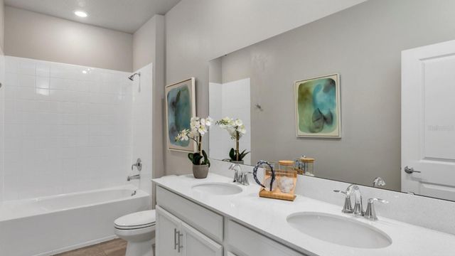 5594 RONIN DRIVE, St Cloud, FL 34771