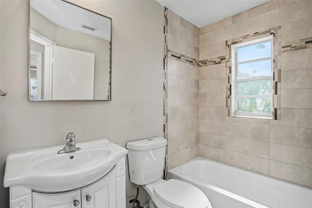 1657 PALM LEAF DRIVE, Brandon, FL 33510