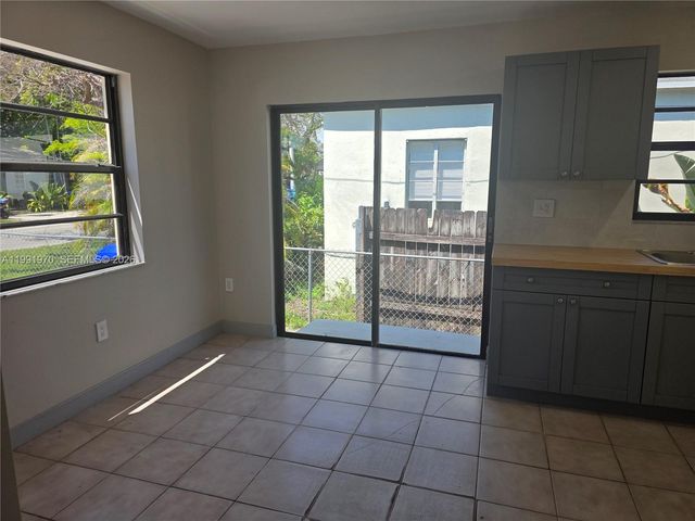 2331 SW 31st Ave 2331, Miami, FL 33145