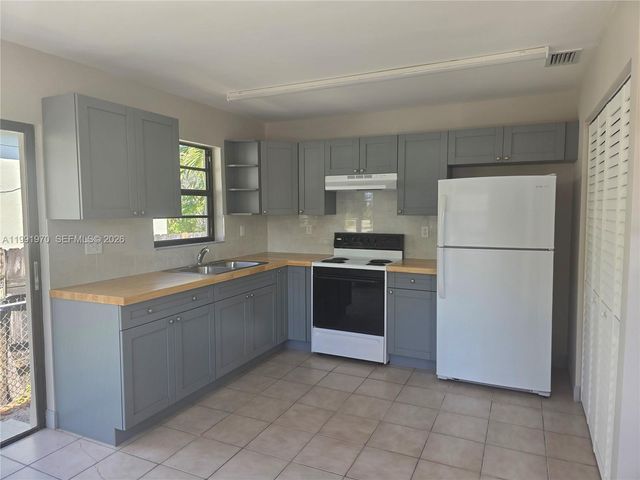 2331 SW 31st Ave 2331, Miami, FL 33145