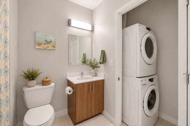 999 Hancock Street 209, Quincy, MA 02169