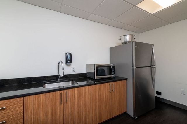 999 Hancock Street 209, Quincy, MA 02169