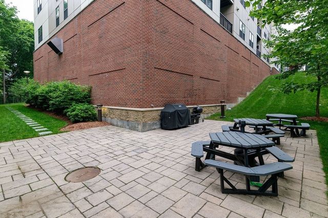 999 Hancock Street 209, Quincy, MA 02169