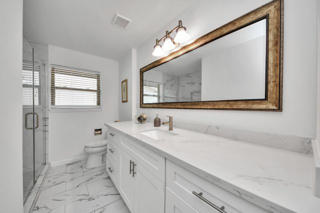 5823 Mcknight Street, Houston, TX 77035