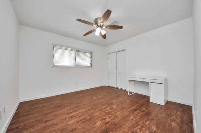 5823 Mcknight Street, Houston, TX 77035