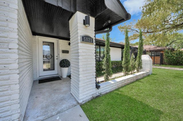 5823 Mcknight Street, Houston, TX 77035
