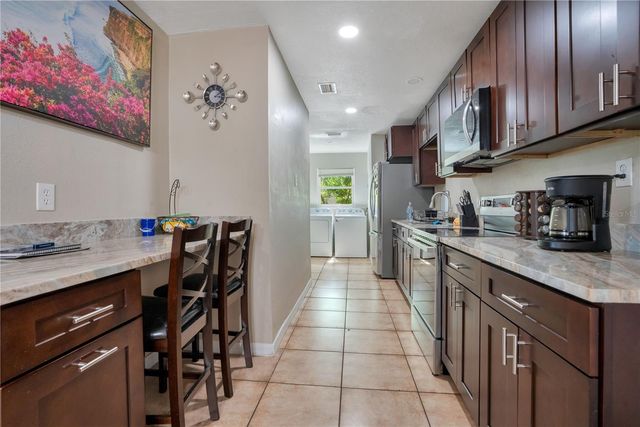 4325 CASSIUS STREET, Orlando, FL 32811