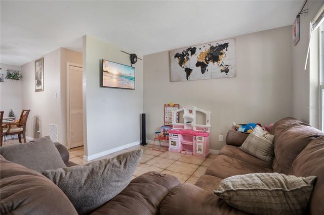 4325 CASSIUS STREET, Orlando, FL 32811
