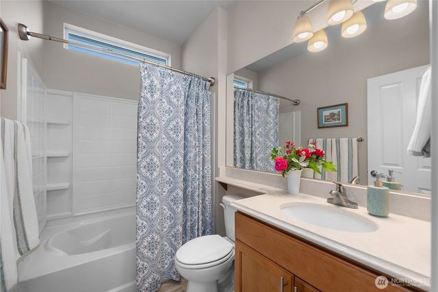 8618 Anderson Court NE, Lacey, WA 98516