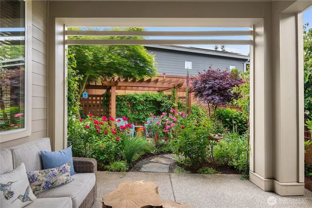 8618 Anderson Court NE, Lacey, WA 98516