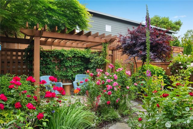8618 Anderson Court NE, Lacey, WA 98516