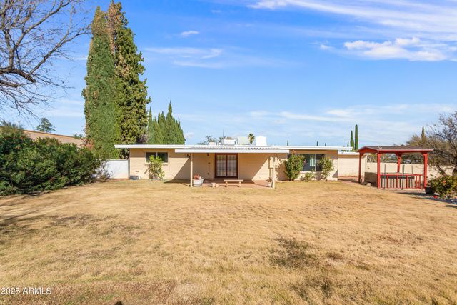 1206 SUFFOLK Road, Sierra Vista, AZ 85635