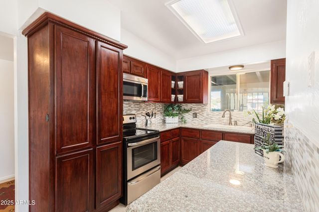 1206 SUFFOLK Road, Sierra Vista, AZ 85635