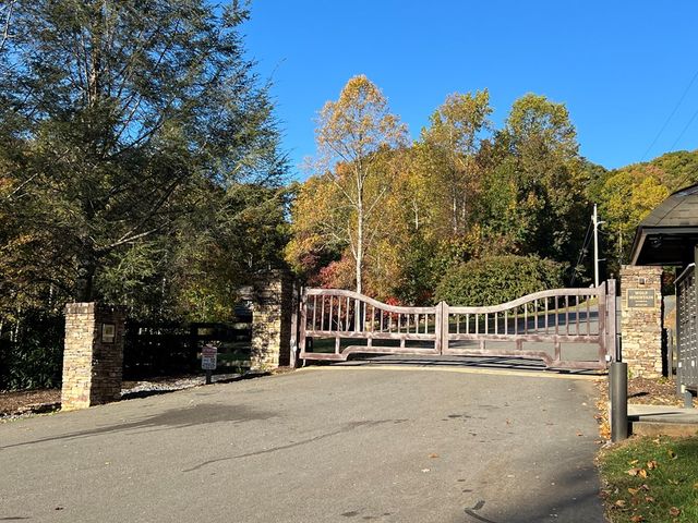 1 Bartin Ridge, Murphy, NC 28906