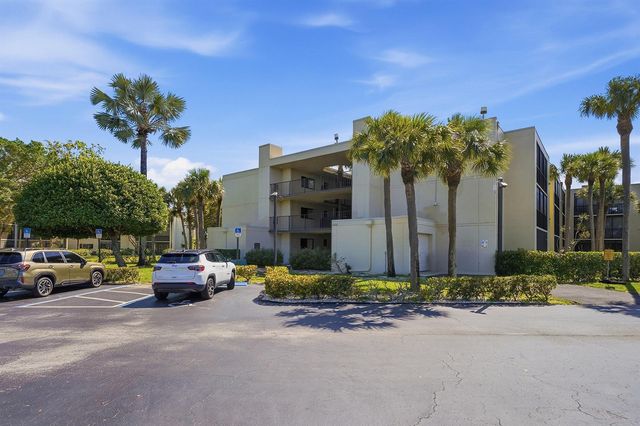 5130 Las Verdes Circle 307, Delray Beach, FL 33484