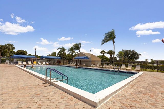 5130 Las Verdes Circle 307, Delray Beach, FL 33484