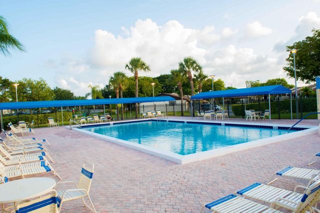 5130 Las Verdes Circle 307, Delray Beach, FL 33484