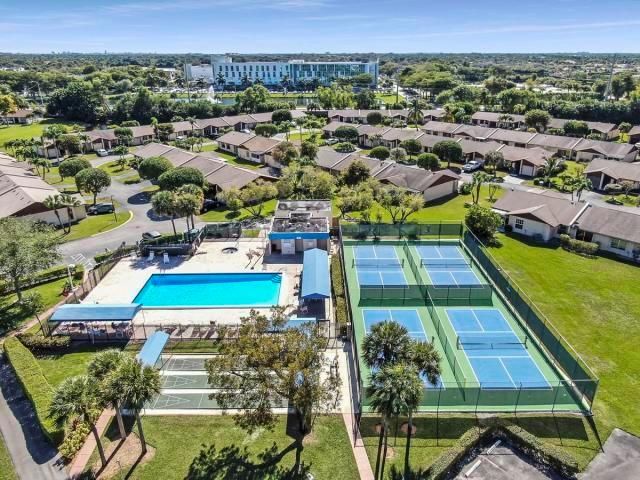 5130 Las Verdes Circle 307, Delray Beach, FL 33484