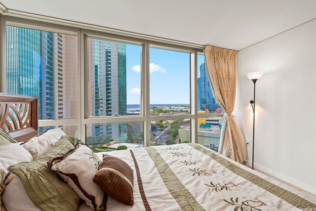 1177 Queen Street 1708, Honolulu, HI 96814