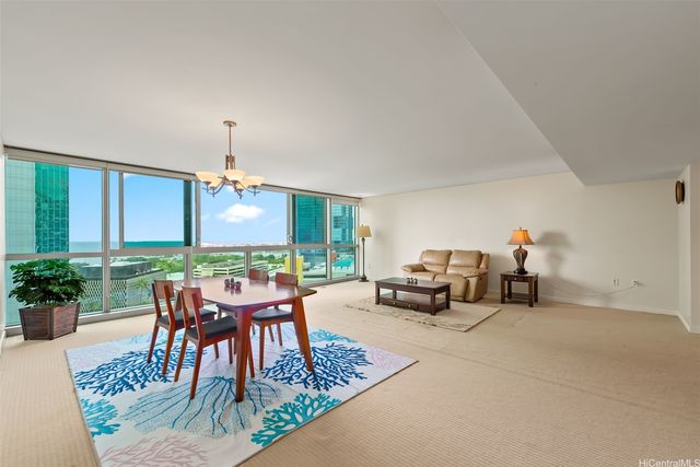 1177 Queen Street 1708, Honolulu, HI 96814