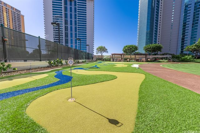 1177 Queen Street 1708, Honolulu, HI 96814