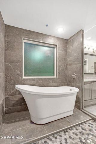 137 Wind Mill Street, Santa Teresa, NM 88008