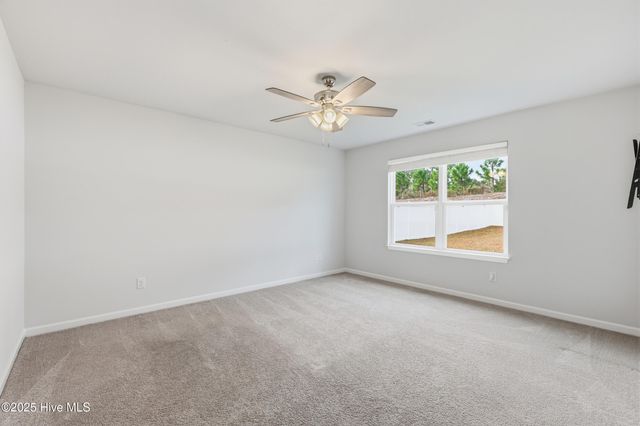 668 Buckeye Road NE, Leland, NC 28451