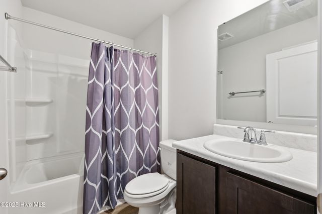 668 Buckeye Road NE, Leland, NC 28451